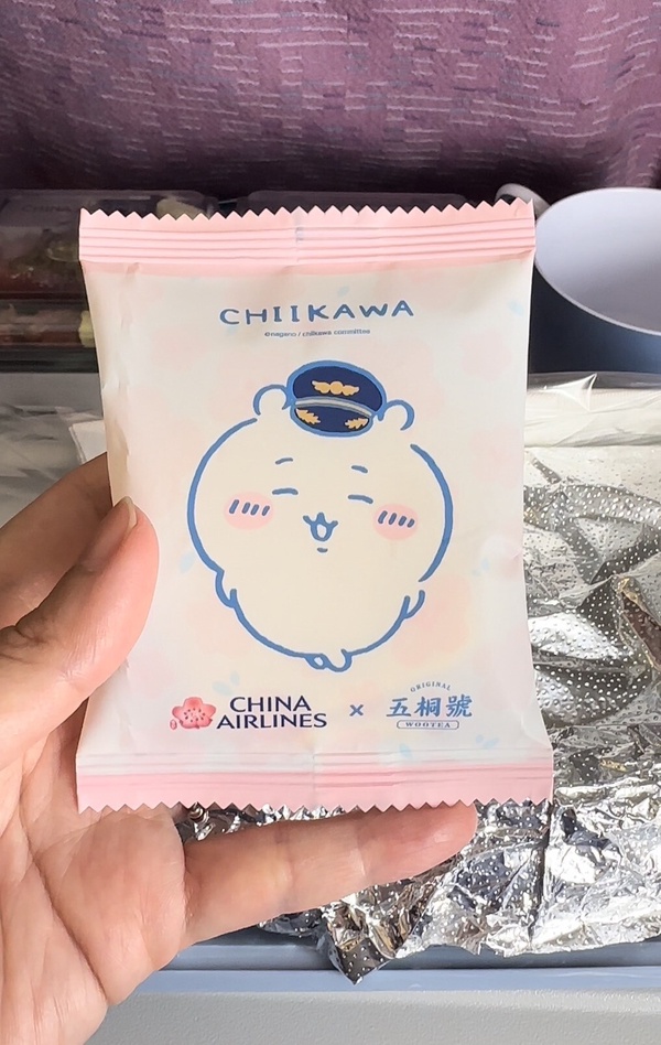 吉伊卡哇現身華航！華航聯名吉伊卡哇推限定甜點，吉伊卡哇冰淇淋、抹茶達克瓦茲都要吃