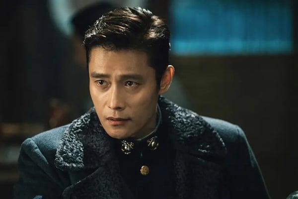 韓媒票選「近10年最難忘」韓劇角色TOP10!《太陽的後裔》宋仲基第8,冠軍再10年依然經典