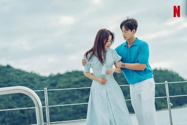 日網票選「適合一口氣追完」的韓劇TOP10！《無法抗拒的他》第9，冠軍一追就停不下來！