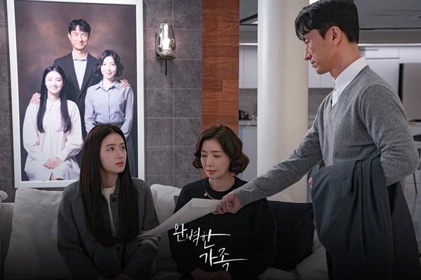 9月韓劇話題度TOP10：《因為不想吃虧》第4，《媽媽朋友的兒子》第2輸《好搭檔》！