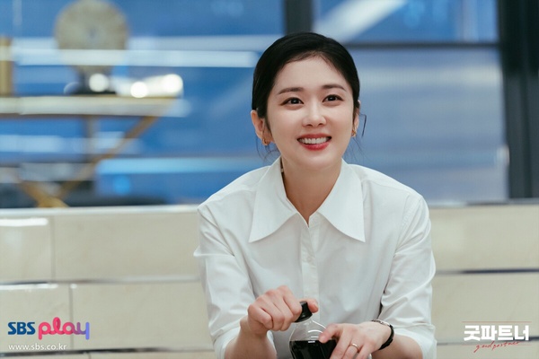 近期5部中年演員扛劇的韓劇！不僅《好搭檔》張娜拉、申敏兒,《法官大人》孫賢周要60了