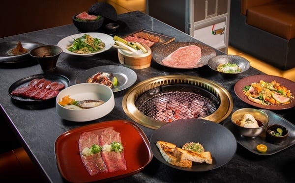 台北大巨蛋美食餐廳懶人包：早午餐、24H餐酒館，營業時間、菜單、訂位方式一次看！