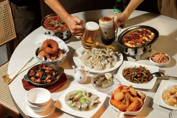 台北大巨蛋美食餐廳懶人包：早午餐、24H餐酒館，營業時間、菜單、訂位方式一次看！