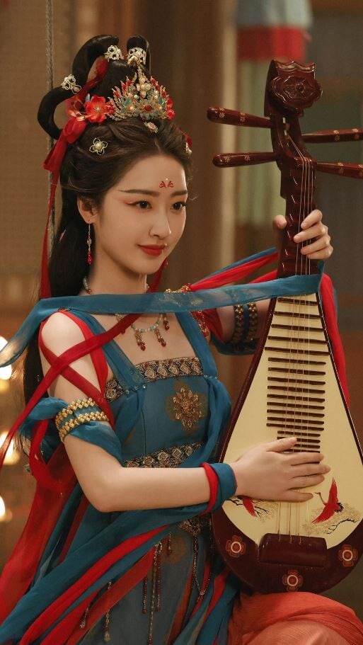 古裝劇《長樂曲》9位古裝美人！彭小苒《東宮》後美出新高度，陸垂垂小說結局官配是他