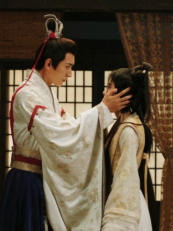 2024上半年最高熱搜陸劇TOP10!《墨雨雲間》第4《玫瑰的故事》第2，冠軍是2024最火陸劇