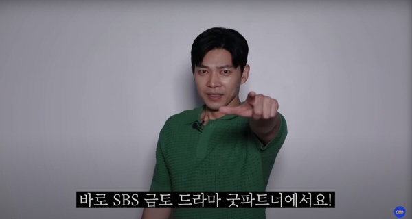 《好搭檔》幕後彩蛋!李準韓曾是張娜拉鼓手,郭時暘是張娜拉粉絲,還花錢加入粉絲會!