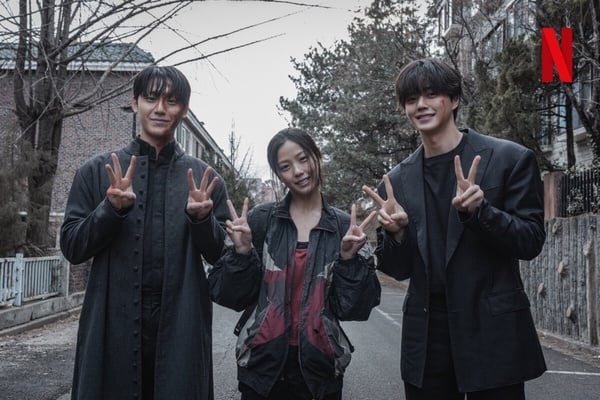 2024Netflix原創韓劇豆瓣評分TOP10！《京城怪物》6.0分輸《無聲蛙鳴》，冠軍唯一破8分