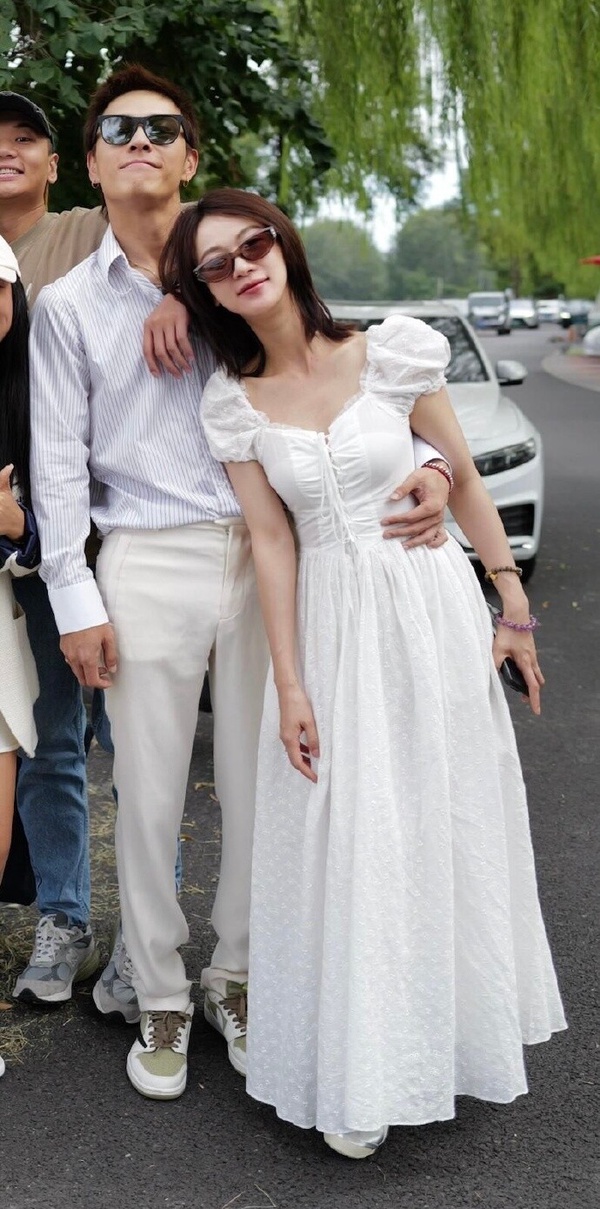 吳謹言結婚！8位「傳出戀情」的陸劇明星！王鶴棣陳小紜KTV對唱，于適張雨綺的瓜太炸裂