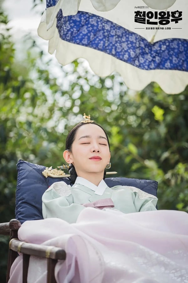 中秋假期必追！8部「從頭精彩到尾」Netflix韓劇，《模範計程車》和這部都一追欲罷不能