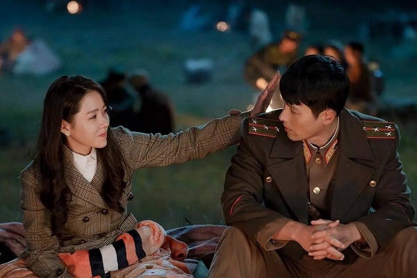 日網票選「近年最佳韓劇CP」TOP10!IU&李準基第9,金秀賢&金智媛第3,冠軍真超越不了