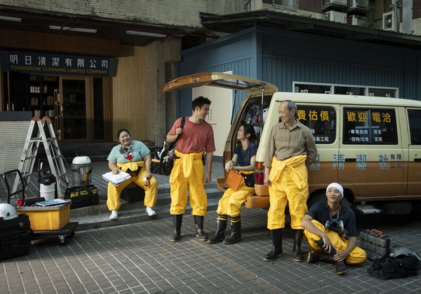 Netflix《人生清理員》5大看點＆介紹：曾停拍險被腰斬，鳳小岳攜手宋芸樺清理遺物！