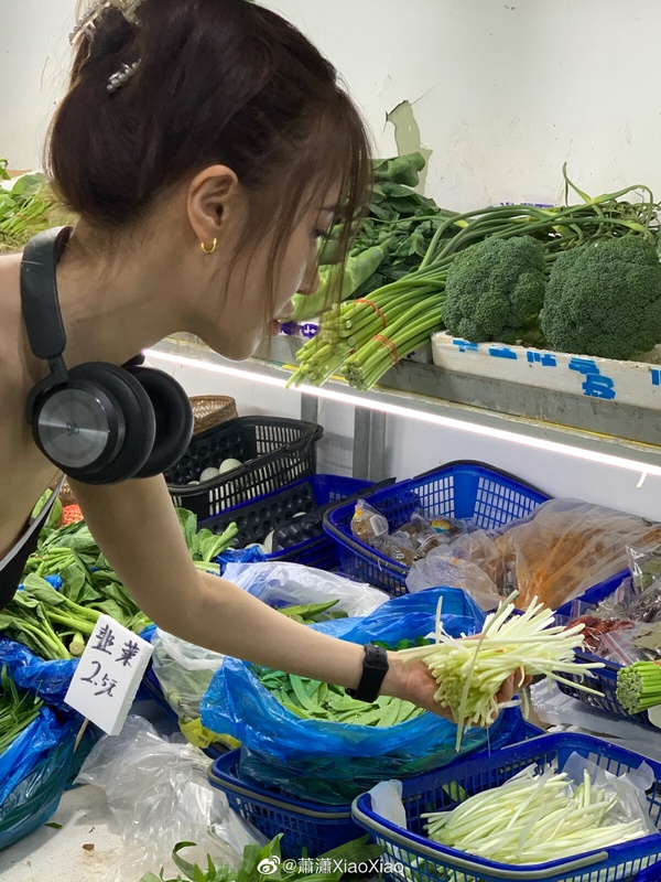 《握不住的他》爆紅「蕭瀟」逆天凍齡！45歲依舊是少女身材，維持秘訣+飲食菜單公開