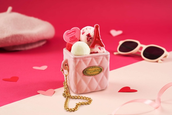 Häagen-Dazs 哈根達斯聯名「艾蜜莉在巴黎Emily in Paris」