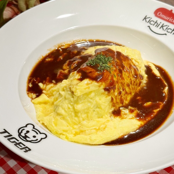 台灣吃得到！日本排隊名店京都蛋包飯之神「幸村元吉」登台，嫩爆漿蛋包飯免費吃