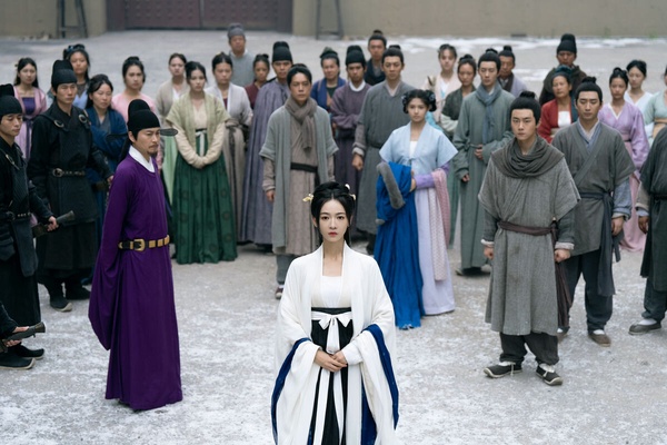 2024「豆瓣評分人數最多」陸劇TOP10!《玫瑰的故事》23萬《慶餘年》32萬第二,冠軍是它