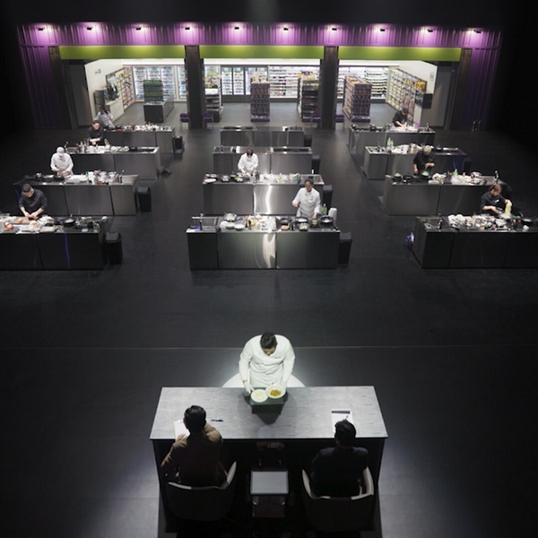 Netflix《黑白大廚》拿坡里美味黑手黨「栗子提拉米蘇」，CU便利商店宣布開賣！