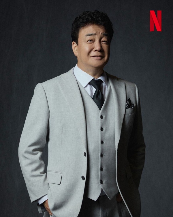《黑白大廚》白種元10件事：曾負債17億、演員老婆超漂亮，來台灣最愛吃「這些」！