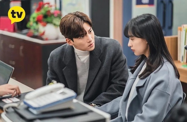 《媽媽朋友的兒子》不夠精彩？8部「一追上癮」Netflix愛情韓劇，這部被封愛情劇天花板