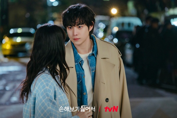 十月韓劇演員品牌評價TOP10!《來自地獄的法官》朴信惠第5輸《媽朋兒》庭沼珉,冠軍是他
