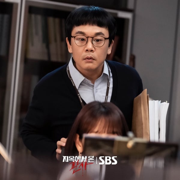 《來自地獄的法官》演員介紹！事務官《原來是美男》就當過朴信惠助手，她竟是大學教授