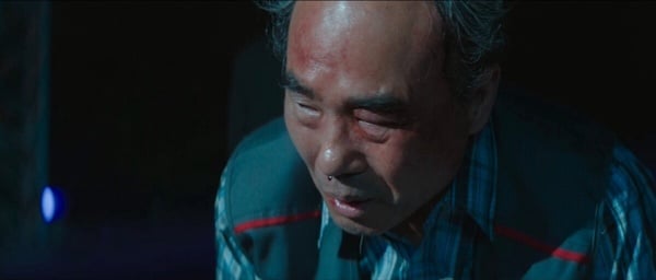 有錢無罪是真的！《來自地獄的法官》真實事件3：財閥毆打示威員工，打一下300萬！