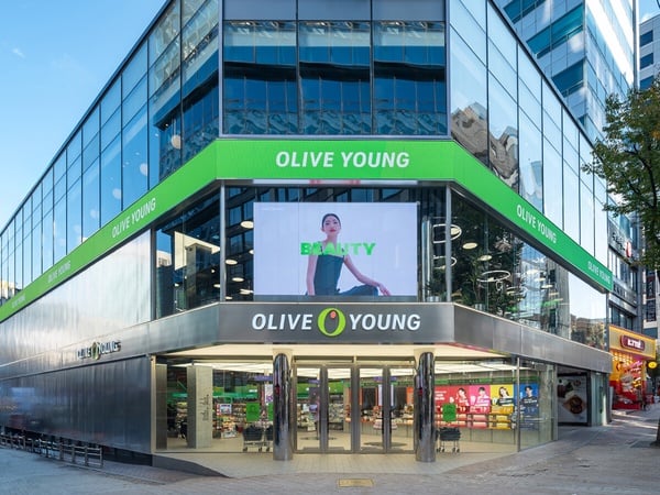 2025 Olive Young 必買攻略！25款面膜、保養美妝熱賣排行，最新優惠與退稅教學
