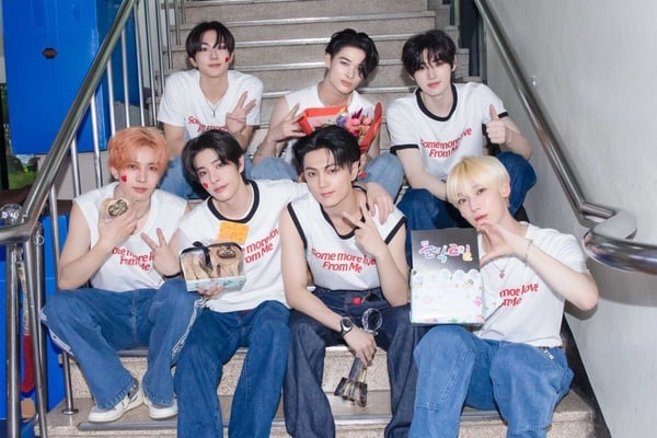 HYBE真的要倒掉了嗎？Weverse將改成月計費、旗下藝人瘋狂巡演