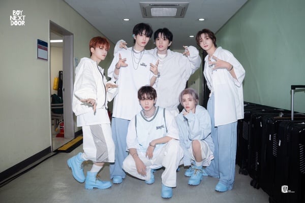 HYBE真的要倒掉了嗎？Weverse將改成月計費、旗下藝人瘋狂巡演