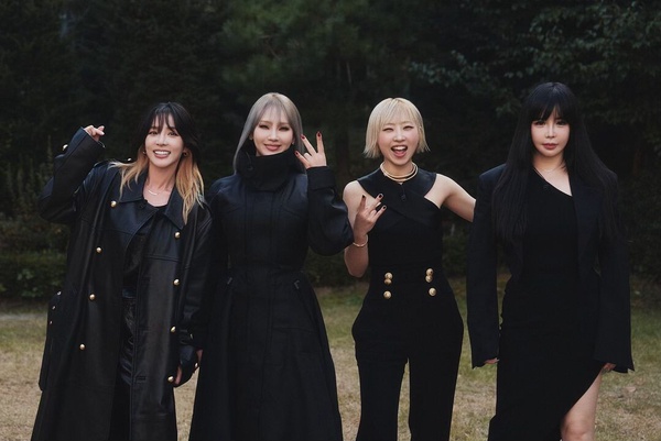 2NE1 出演《劉Quiz》！CL談起Coachella音樂節幕後故事