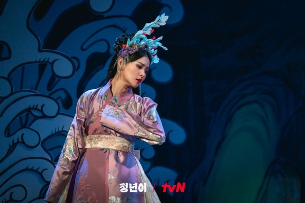 《正年》韓國國劇介紹！在女性地位最低的時代崛起，每集片頭旁白竟是「正年本尊」！
