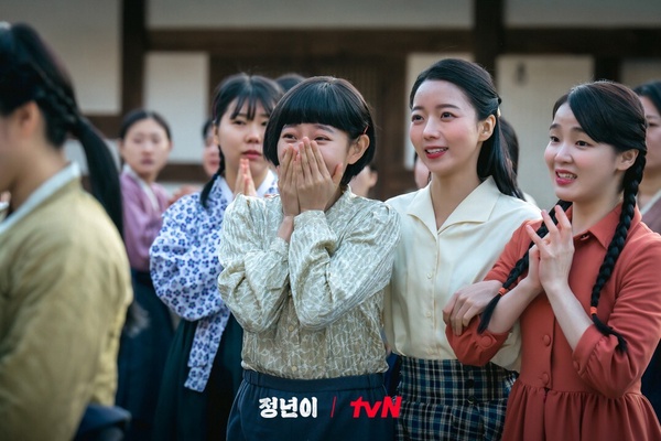《正年》韓國國劇介紹！在女性地位最低的時代崛起，每集片頭旁白竟是「正年本尊」！