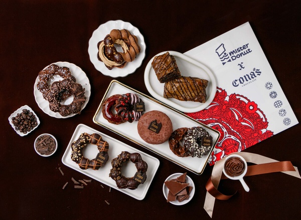 巧克力控必吃！Mister Donut 聯名Cona‘s妮娜巧克力推巧克力甜甜圈11/1開賣