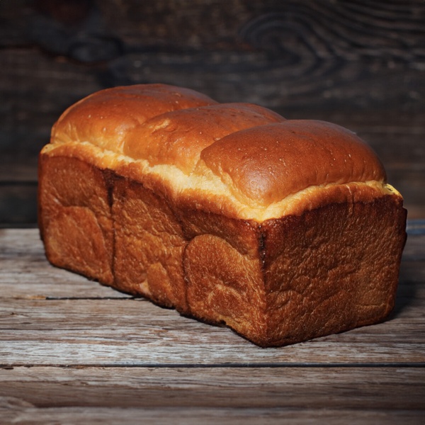新開幕的「釛 匠研所 Bakeries Lab.」的「黃金吐司」也是不可錯過的！