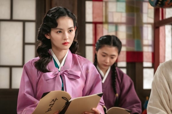 Disney+《正年》演員介紹！鄭恩彩談過2段不倫戀，金泰梨媽是學霸影后，她曾是收視毒藥