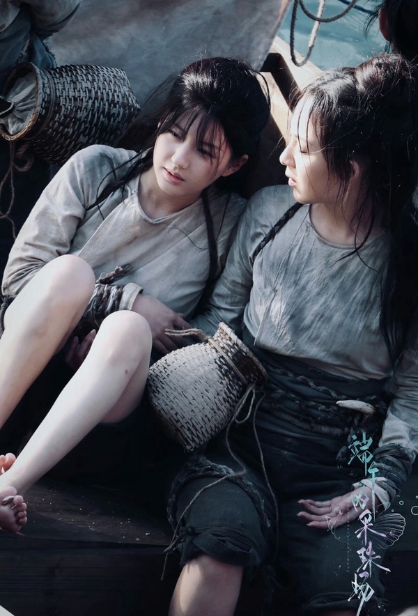 陸劇《珠簾玉幕》趙露思邂逅霸氣商人劉宇寧，5套造型從採珠少女逆襲一代女商人！