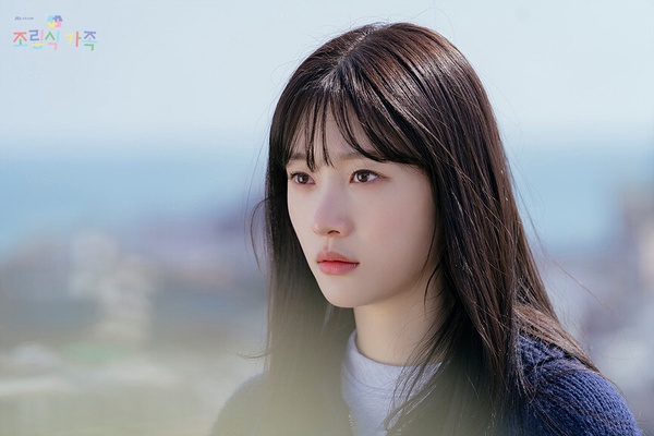 11月韓劇演員話題度TOP10：《正年》鄭恩彩第4輸辛叡恩，朴信惠第2，冠軍是「她」！