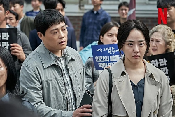 10月Netflix韓劇「全球網播量」排行！《地獄公使2》，冠軍唯一衝破億