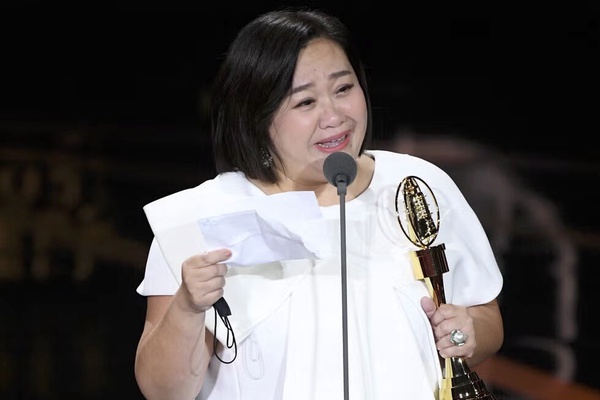 Netflix《影后》8位真實影后&amp;amp;amp;amp;amp;amp;amp;影帝！謝盈萱橫掃雙金，楊謹華終於得獎，他是得獎機器！
