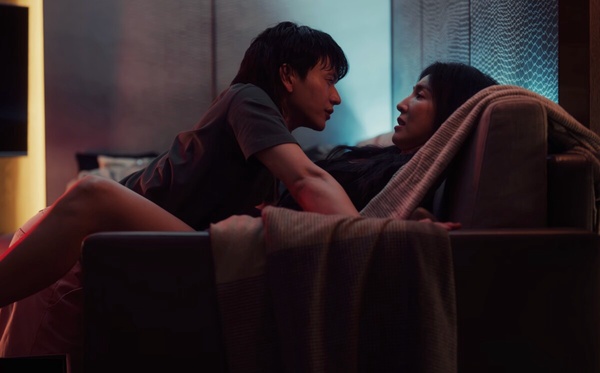 Netflix《影后》8個隱藏彩蛋！謝盈萱角色影射蕭亞軒？薛亞之真的離婚了，連房子都賣了