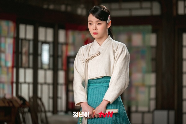 Disney+《正年》配角臥虎藏龍！金泰梨媽是影后，辛叡恩媽拿過奧斯卡，他選過國會議員