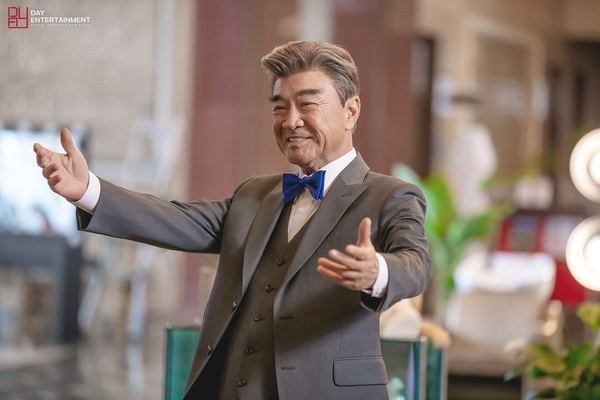 Disney+《正年》配角臥虎藏龍！金泰梨媽是影后，辛叡恩媽拿過奧斯卡，他選過國會議員