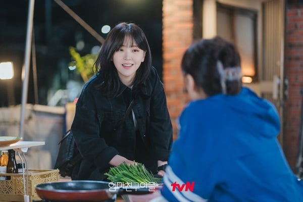 「人氣超越女主」韓劇女配！《正年》辛叡恩&amp;鄭恩彩人設輾壓金泰梨，她更是人設天花板