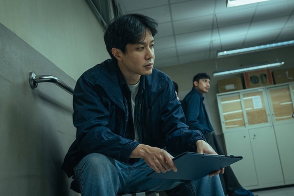 《影后》薛仕凌經典角色：《做工的人》演活阿全，《第9節課》變態主任李大為超恐怖！