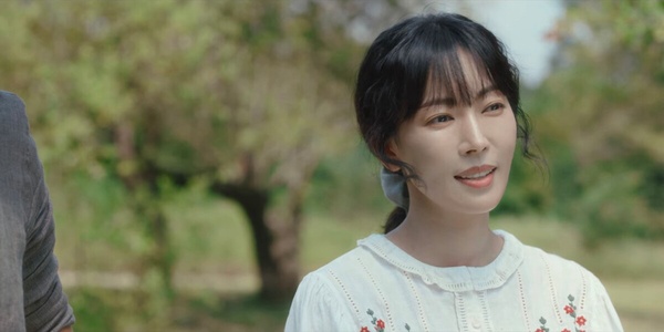 Netflix《貞淑的推銷》10大人生金句：「窮人的性生活美滿，其實是不幸。」