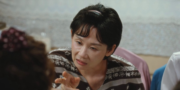 Netflix《貞淑的推銷》10大人生金句：「窮人的性生活美滿，其實是不幸。」