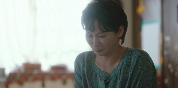 Netflix《貞淑的推銷》大結局！10大人生金句：「窮人的性生活美滿，其實是不幸。」