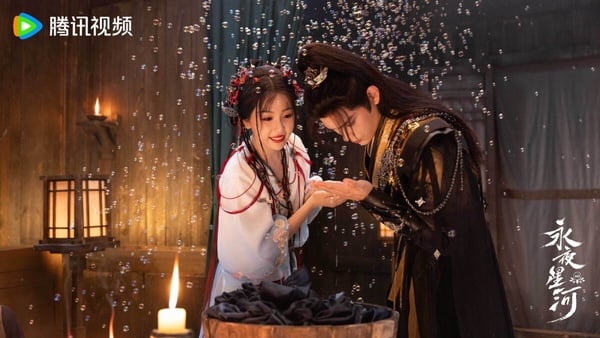 原著小說《永夜星河》8角色結局！慕聲穿越了？慕瑤生一子一女，慕聲媽流落青樓還慘死