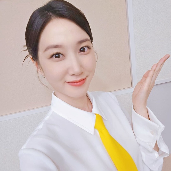 韓網熱議「30代最強」韓劇女演員！《正年》金泰梨出道即巔峰，這影后更收獲一面倒好評