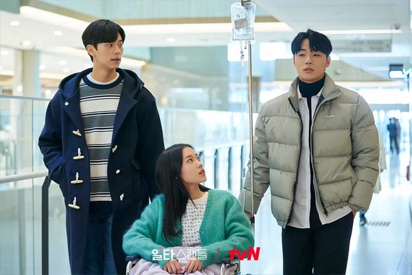 tvN歷代韓劇「收視排行」TOP10！《正年》空降第9，《鬼怪》第4，冠軍打敗《愛的迫降》