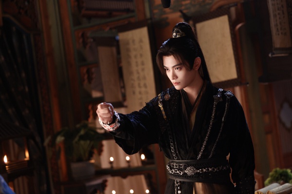 網評最愛的2024陸劇男星TOP10!《珠簾玉幕》劉宇寧第4《慶餘年》張若昀第2，冠軍真的帥